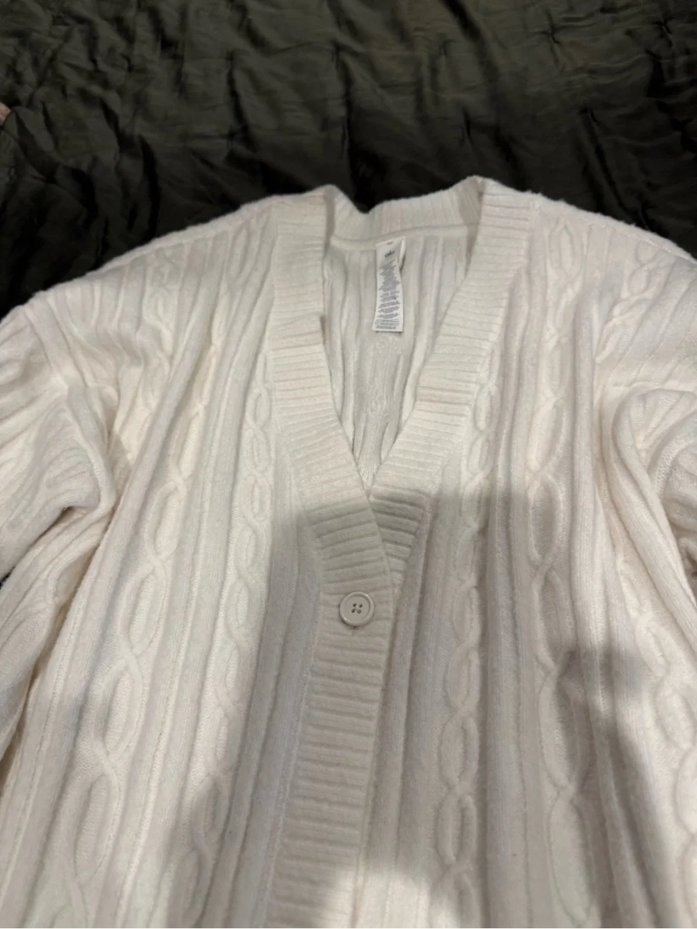 ALO Yoga Cream Cable-Knit V-Neck Cardigan
